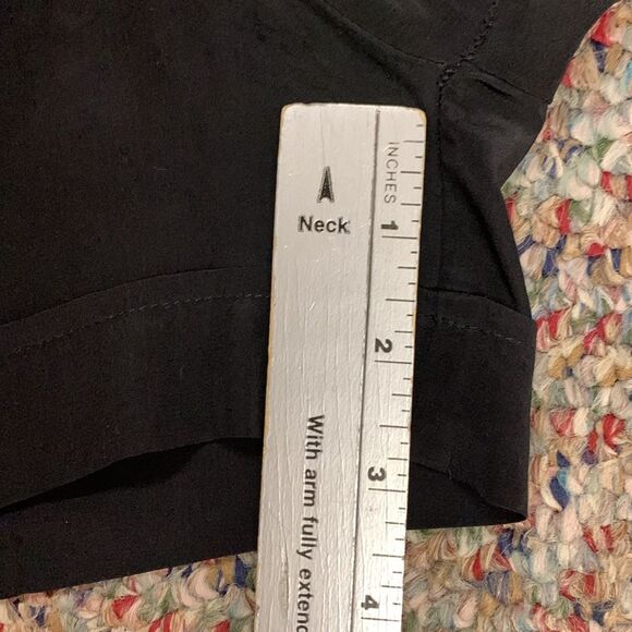 Karina Grimaldi Black Silk Surplice Wrap Front Sleeveless Cuffed Romper Size S - Picture 13 of 16